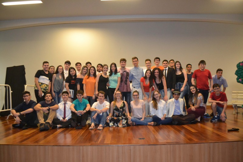 Encontro Literário - Ensino Médio 29a1d76892cc0e964adb1b5fa57c1f6d.jpg