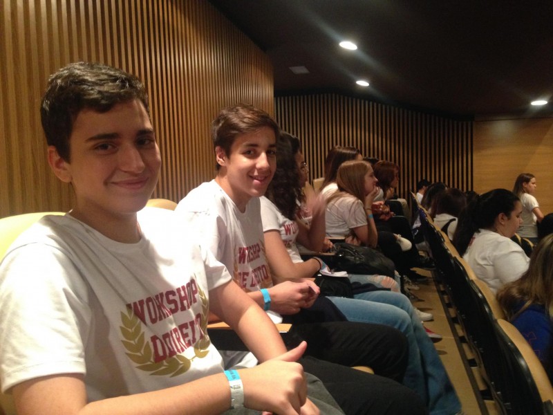 Alunos participam de workshop de Direito 4d7880b3a384c28b29403ba91ad3d017.jpg