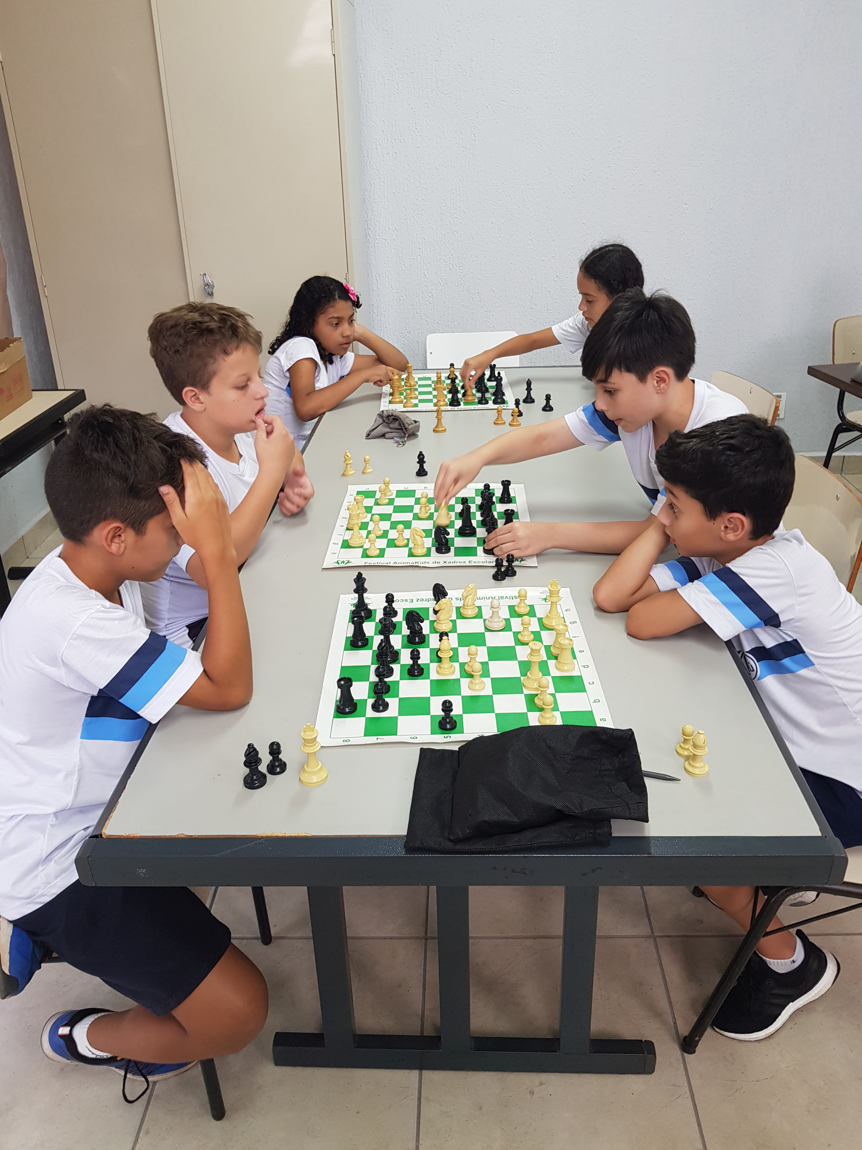 Outbox Learning  Conheça o Clube do Xadrez - Da Educação Infantil
