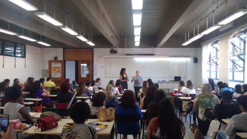 Promotoras Legais Populares reúne mais de 40 mulheres 07c964910b54c8f5c399d583bf3c4c6c.jpg