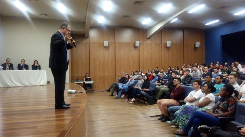 Previdência social é tema de palestra nas FIJ b7ec8abe48935e925e2e64872b1291dd.jpg