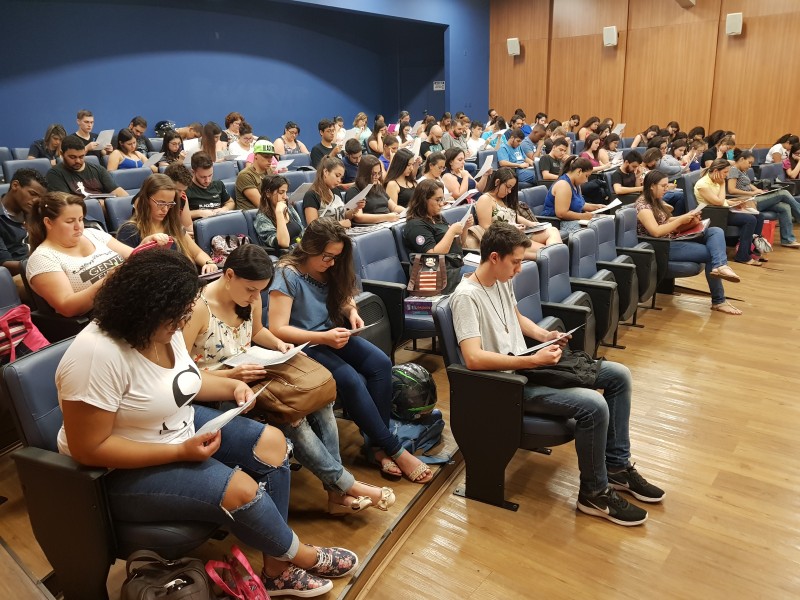 FIJ ministram curso de iniciação científica 5f3cc8208c8ede781e55353be5f9cbac.jpg