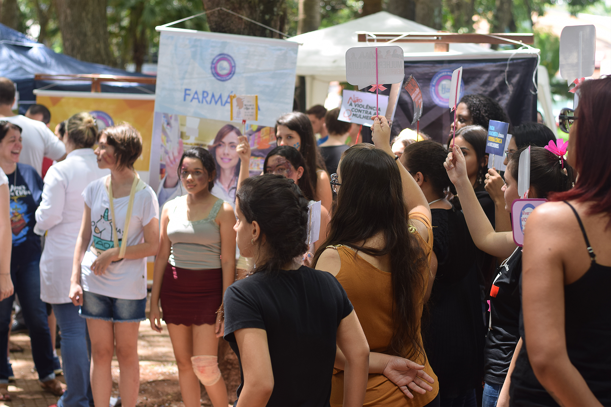 Universidade Cidadã leva luta das mulheres ao Jardim de Baixo 6c82a2f74d5ef45c0ec498012c3f0c48.jpg