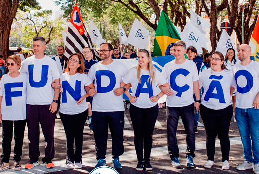Desfile Cívico da Fundação é destaque em Jaú b0bc95e37bb6ec4da72a2b2d40d909b9.jpg